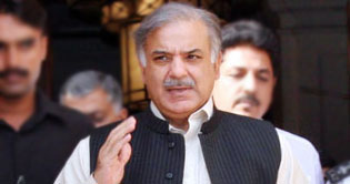 CM Punjab orders crackdown against kite flyers, twine manufacturers 